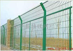 专业供应边框护栏网与隔离栅——安平县佳旺网栏厂